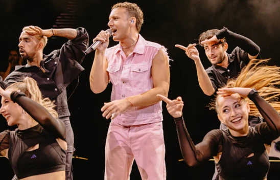 Edis'ten 'terapi gibi' 2 konser