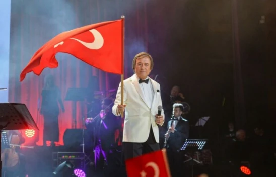 Erol Evgin, '100 Yılda Yüz Akıyla' turnesine başladı