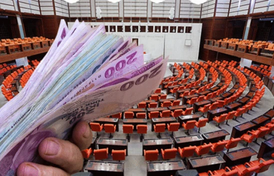 EYT'de maaşların yatacağı tarih belli oldu! EYT'de süreç nasıl işleyecek? Kimler EYT'den yararlanacak? EYT'de başvurular ne zaman başlayacak? İşte EYT ile ilgili tüm detaylar…