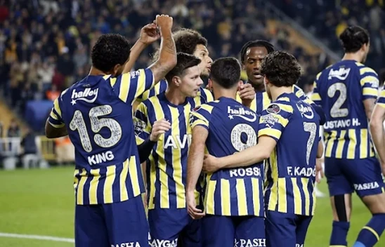 Fenerbahçe, liderlik koltuğunu golcüleriyle geri aldı: 4-0