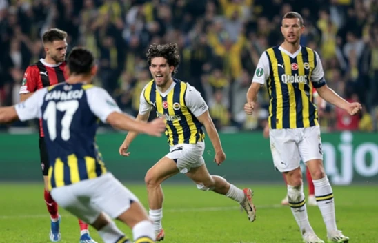 Fenerbahçe, Spartak Trnava'yı farklı mağlup ederek grubunu lider tamamladı