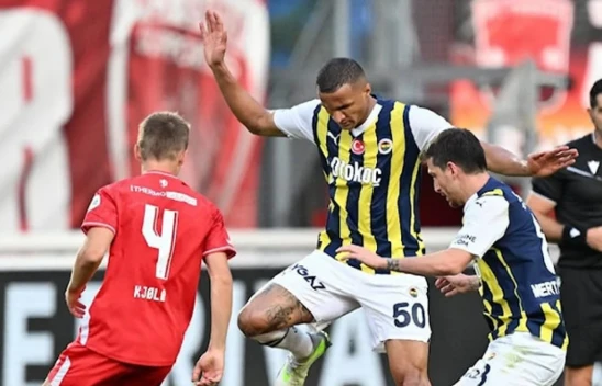 Fenerbahçe, Twente'yi 1-0 yenerek Konferans Ligi'nde grup aşamasına yükseldi