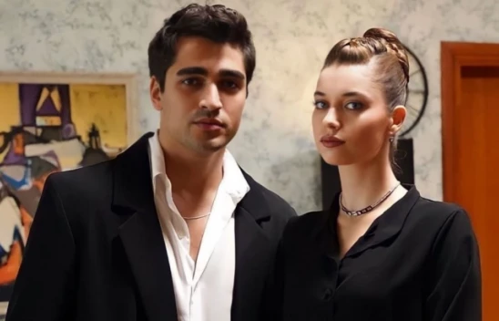 Flaş gelişme! Afra Saraçoğlu ile Mert Ramazan Demir ayrıldı mı?