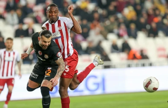 Galatasaray, Sivasspor deplasmanında 2 puan bıraktı: 1-1