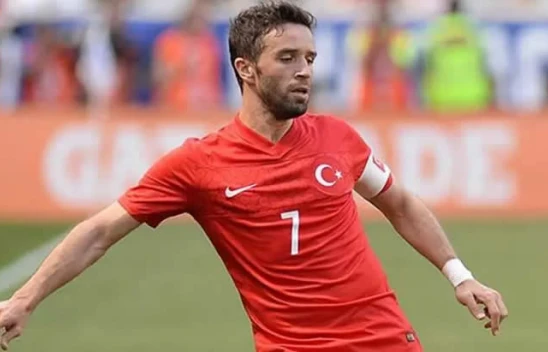 Gökhan Gönül, futbolu bıraktığını açıkladı