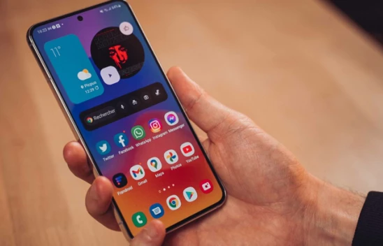 Google uyardı! Samsung, bu açığı 4 aydır gidermiyor!