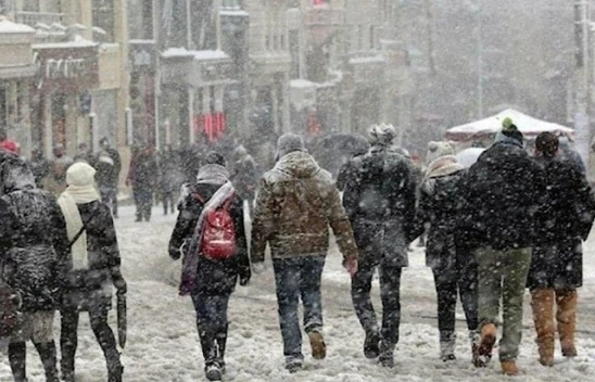 İstanbul için fırtına ve kar uyarısı! AKOM saat ve gün verdi!