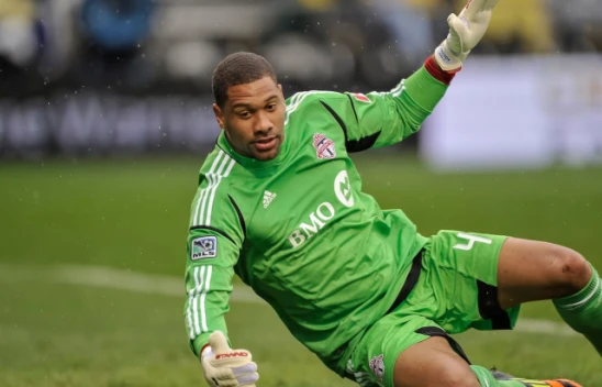 Kaleci Freddy Hall, trafik kazasında öldü