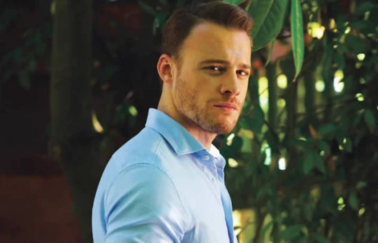 Kerem Bürsin, zirveye oturdu