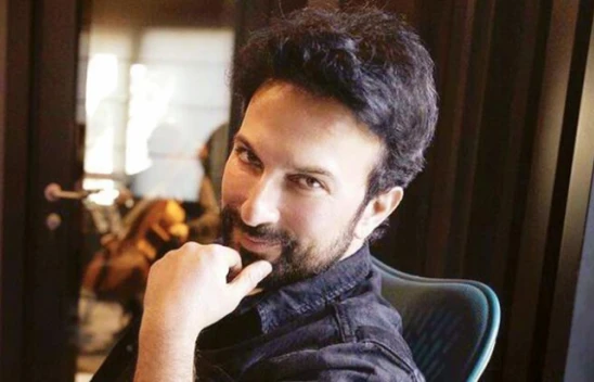 Megastar Tarkan, korona virüse yakalandı