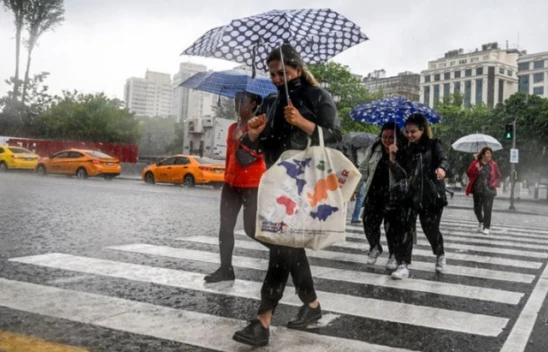 Meteoroloji'den 24 il için sarı kod! Gök gürültülü sağanak yağmur var!