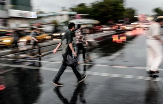 Meteoroloji duyurdu! 2 bölgede yağmur, 2 bölgede kuvvetli rüzgar var!