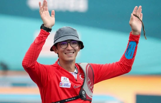 Milli okçu Mete Gazoz, Dünya Şampiyonu oldu