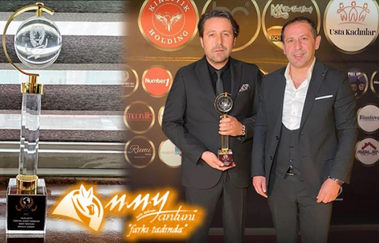 MMY Tantuni, 2. Uluslararası Zirve Ödülleri'nde 'Yılın En İyi Tantuni Markası' ödülünü aldı