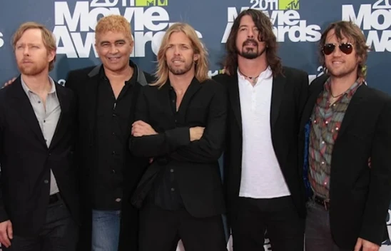 Müzik grubu Foo Fighters'tan hayranlarını sevindiren haber