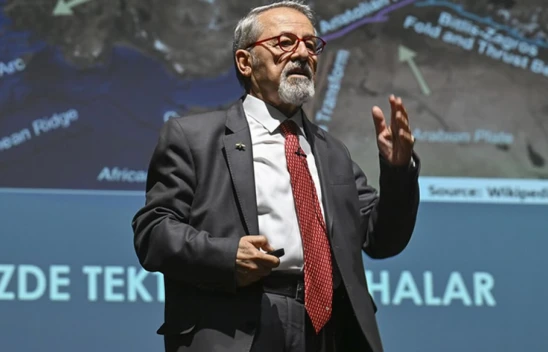 Naci Görür'den deprem uyarısı! 2 bölgeyi işaret etti ama…