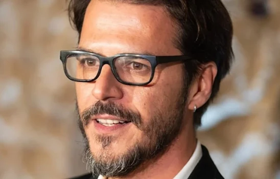 Oyuncu Mehmet Günsür'ün acı günü!