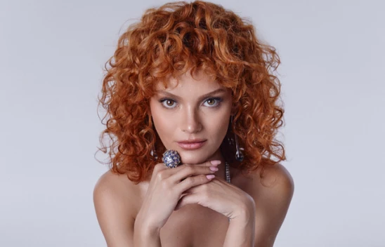 Oyuncu Nazlı Senem Ünal, ilk single'ını çıkarıyor