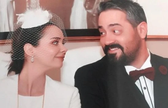 Oyuncu Pelin Sönmez ile Cem Candar boşandı