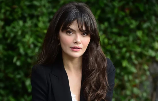 Oyuncu Sinem Ünsal, trafik kazası geçirdi! İşte sağlık durumu...