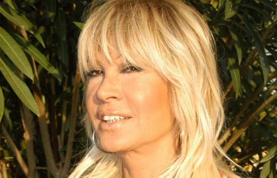 Oyuncu ve yazar Pakize Suda hayatını kaybetti