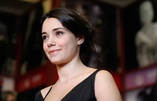 Özgü Namal, 9 yıl sonra setlere geri dönüyor