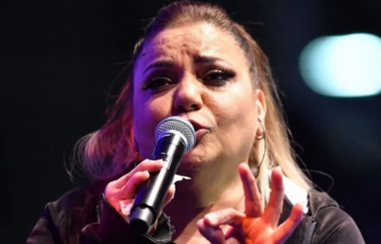 Sahneden düşen Kibariye, hastaneye kaldırıldı! Sağlık durumu nasıl? Bakan Koca açıkladı!