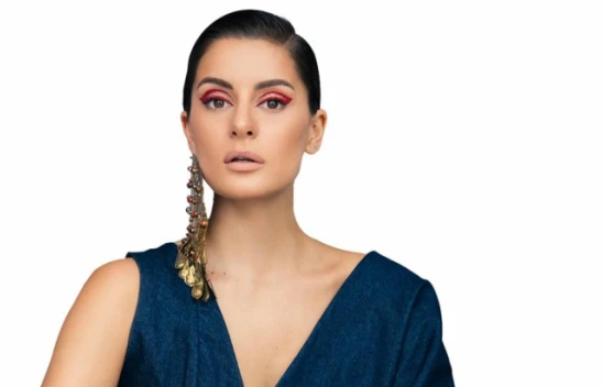 Şarkıcı Atiye, korona virüse yakalandı