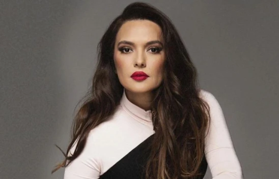 Şarkıcı Demet Akalın, 926 liralık hesaba isyan etti