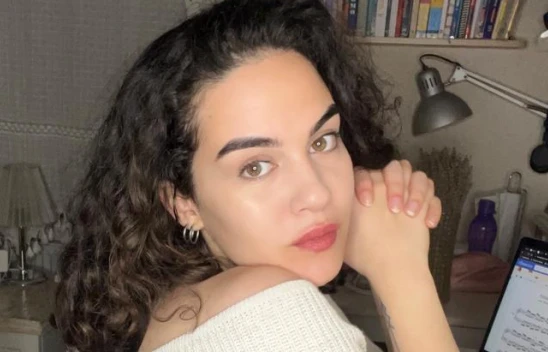 Şarkıcı Eda Akman'dan ilk single! Siyah Beyaz yayınlandı!