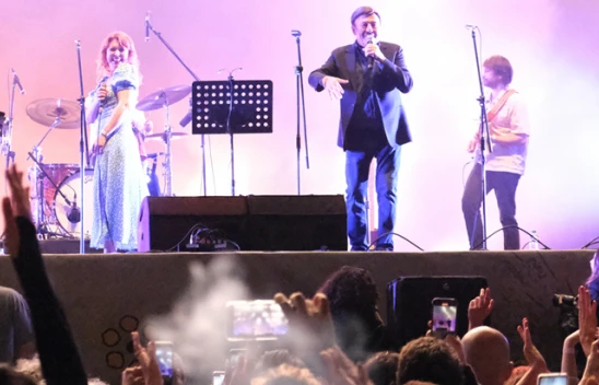 Selami Şahin, sahnede büyük sürpriz yaşattı