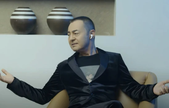 Serdar Ortaç, iddialı slow parçasıyla ayrılıklara ilaç oluyor