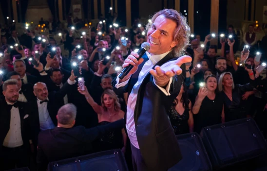 Soner Arıca ile 100. yıl balosu