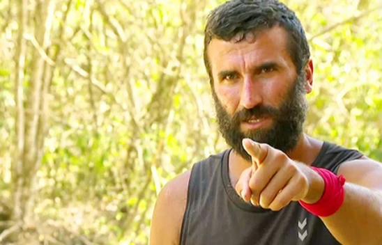Survivor Hikmet Tuğsuz, Türkiye'ye neden dönmedi? Hapis cezası iddiasına yanıt verdi!