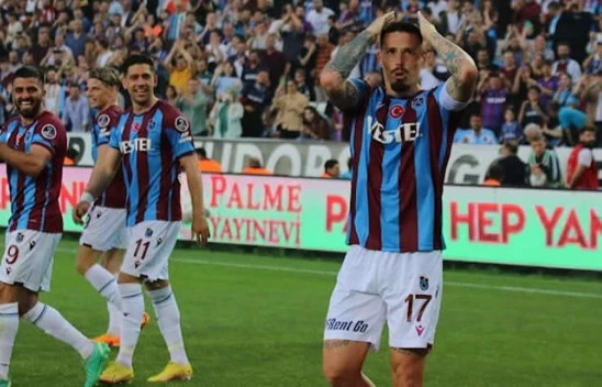 Trabzonspor, Alanyaspor'u 5-1 yendi! Marek Hamsik'ten şık veda…