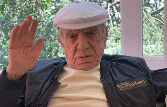 Usta oyuncu Aydemir Akbaş'ın vefatından önceki son fotoğrafları ortaya çıktı