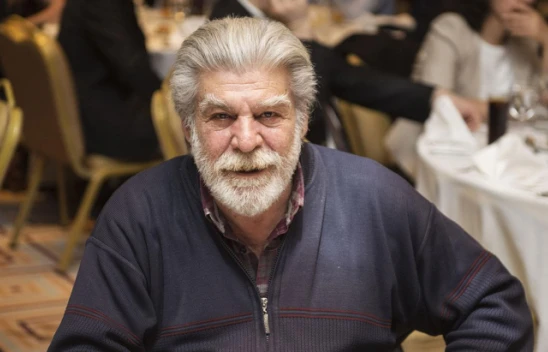 Usta oyuncu Cemil Özbayer, hayatını kaybetti