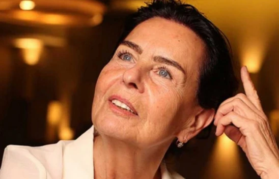 Usta oyuncu Fatma Girik yaşamını yitirdi