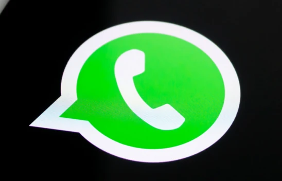 WhatsApp'tan beklenen özellik! Bir yandan müzik dinlenebilecek!