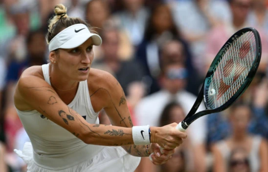 Wimbledon'da Marketa Vondrousova'dan tarihi zafer