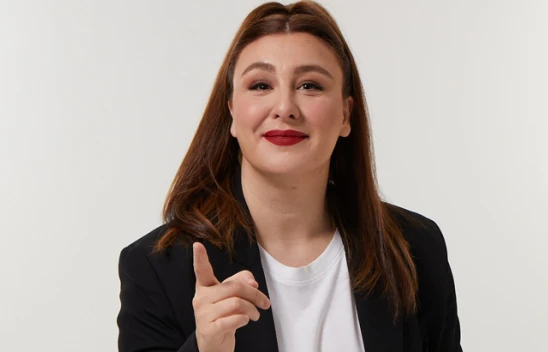 Yasemin Sakallıoğlu'nun Türkiye turnesi devam ediyor