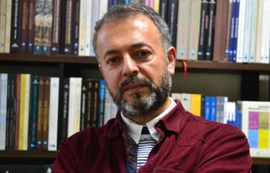 Yazar Mevlana İdris Zengin, vefat etti