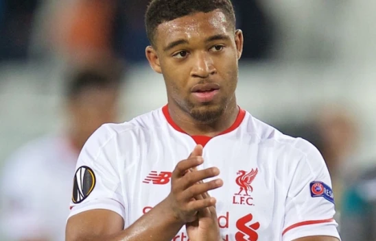 Zehirlenen futbolcu Jordon Ibe, hastaneye kaldırıldı