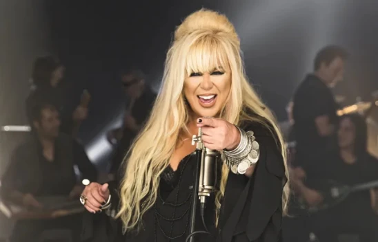 Zerrin Özer, müzik şirketiyle davalık oldu