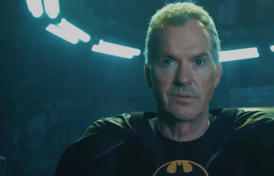Michael Keaton'ın Batman rolüne geri döndüğü The Flash'ten yeni fragman
