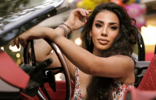 'Seven Ölsün Mü?' şarkısının klibi yayınlandı