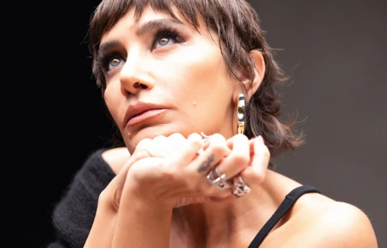 Sıla'nın 'Kapkara' şarkısının klibi yayınlandı