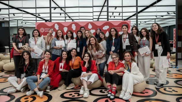 Konuşmamız Gerek Derneği, Türkiye'nin ilk menstrüel adalet elçileri programını başlattı