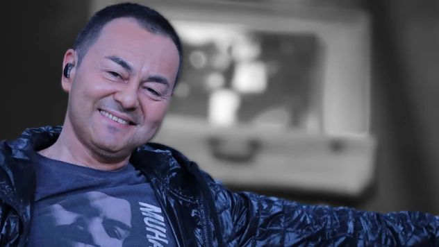 'Serdar Ortaç Akustik Vol 2' albümüyle unutulmayanları yaşatıyor