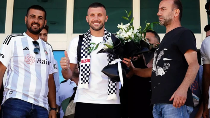 Beşiktaş, Ante Rebic'i KAP'a bildirdi! İşte maliyeti…